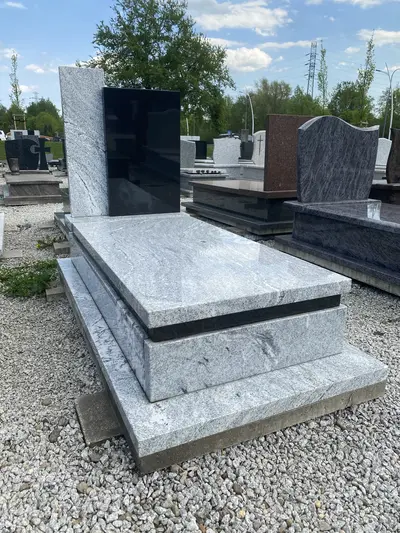 Nagrobek nr 1