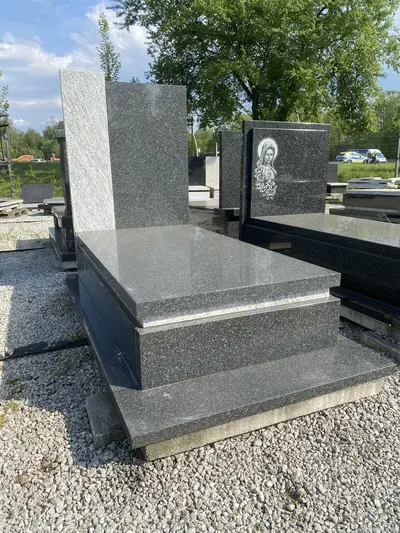 Nagrobek nr 24