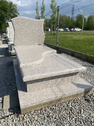 Nagrobek nr 33